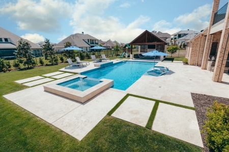 Rectangle backyard swimming pool - Pulliam Pools.