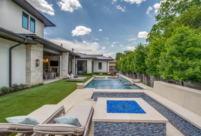 Clean and Traditional Space