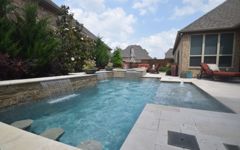 Geometric Swimming Pool - Pulliam Pools