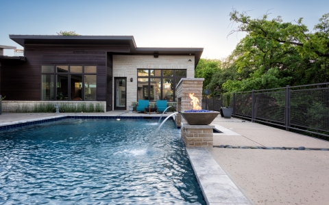 Pool with free flowing water and fire.