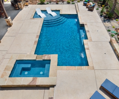 Swimming pool with round steps.